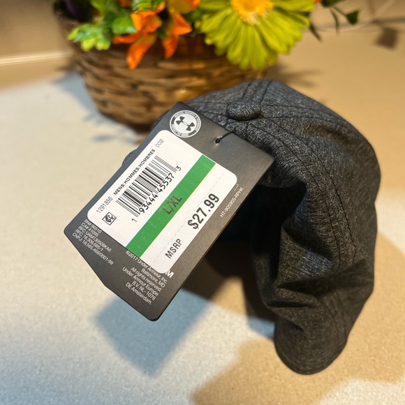 Under Armour UA Classic L hat - Picture 2 of 2